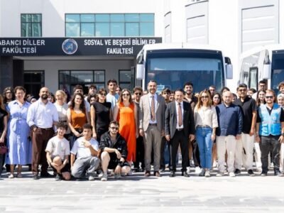 Yeni Üniversite Öğrencilerinin Oryantasyon Programına Katıldı